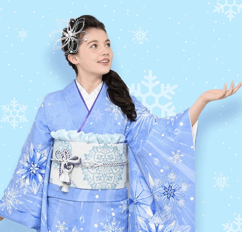 snowflake kimono.jpg